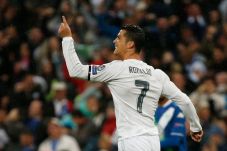Ronaldo Tertawakan Kekalahan...