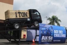 Tata Motors Raih 46...