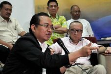 Janji Priyo kepada Keluarga...