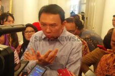 Ditantang Yusril Berdebat...