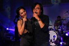 Ari Lasso Sukses Bikin...