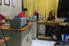 Curi Celana Dalam, Bule...