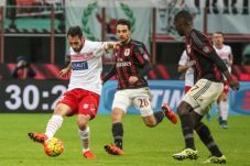 Tampil di Kandang, Milan...