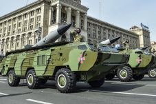 Militer Ukraina Uji...