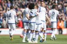 Chelsea Pesta Gol di...
