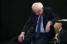 Kalah di Primari, Sanders...