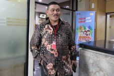 Sangaji dan Merry Dicecar...