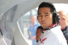 Honda Pusing Cari Pengganti...