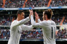 Gareth Bale Sanggah...