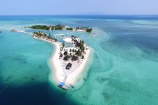 Pulau Bokori, Magnet...