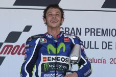 Rossi Ingin Menangkan...