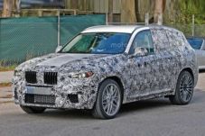 Penampakan BMW X3 M...