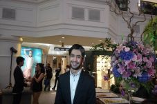 Reza Rahadian Senang...