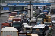 Libur Panjang, Jalan...