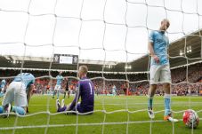 Tren Positif Manchester...