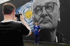 Ranieri Ingin Tiru Keberhasilan...