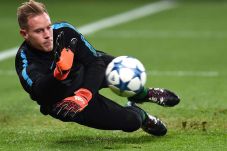 Chelsea Tawarkan Barcelona...