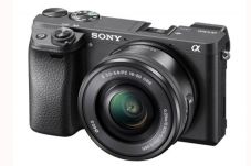 Sony Memperkenalkan...