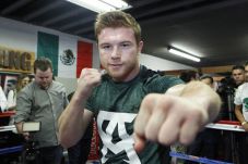 Hadapi Khan, Canelo...