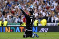 Keylor Navas Jadi Hantu...