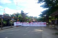 Tolak Penjualan Persiram...