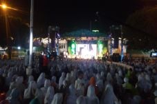 30 Ribu Orang Ikuti...