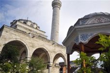 Masjid Bersejarah di...