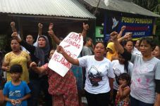 Dipanggil DPRD, Camat...