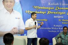 Beri Kuliah Umum di...