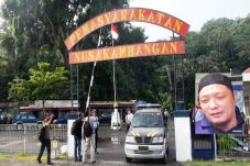 Five Indonesians Face...