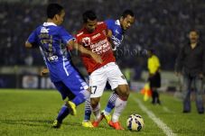Persib Butuh Menang,...
