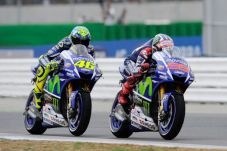 Rossi vs Lorenzo Ibarat...