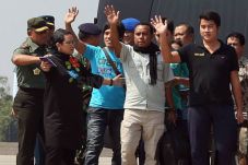 Kapten Ariyanto Bebas,...