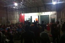 Bubarkan Kegiatan Warga,...