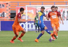 Gol Tunggal Jefry Kurniawan...
