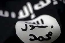 Milisi Pro ISIS Bentrok...