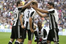 Juventus Bantai Sampdoria...