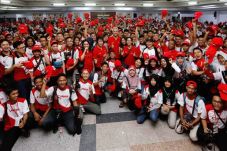 1.000 Mahasiswa dan...