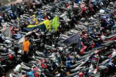 Tarif Parkir Progresif...