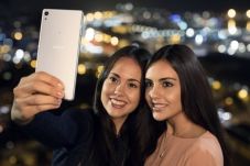 Sony Xperia XA Ultra...