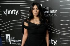 Kim Kardashian Bertekad...