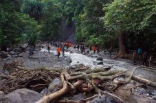 16 Jenazah Sudah Teridentifikasi,...