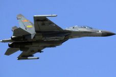 Manuver Berbahaya, Jet...
