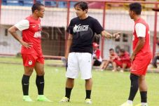 PSM Makassar Pecat Luciano...