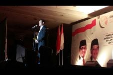 Cak Lontong Kocok Perut...
