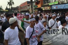 Ini Alasan Warga Vila...
