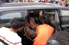 Kesetrum saat Perbaiki...