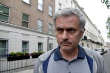 Efek Mourinho, Saham...