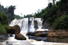 5 Wisata Alam di Bandung...