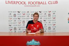Liverpool Resmi Gaet...